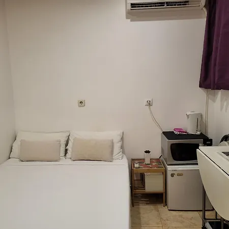 巴塞罗那294号房酒店