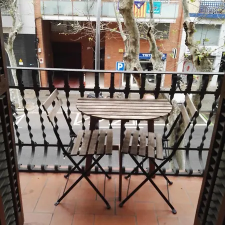 巴塞罗那294号房酒店 招待所 2*