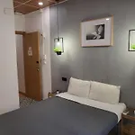 294 Πανσιόν Βαρκελώνη